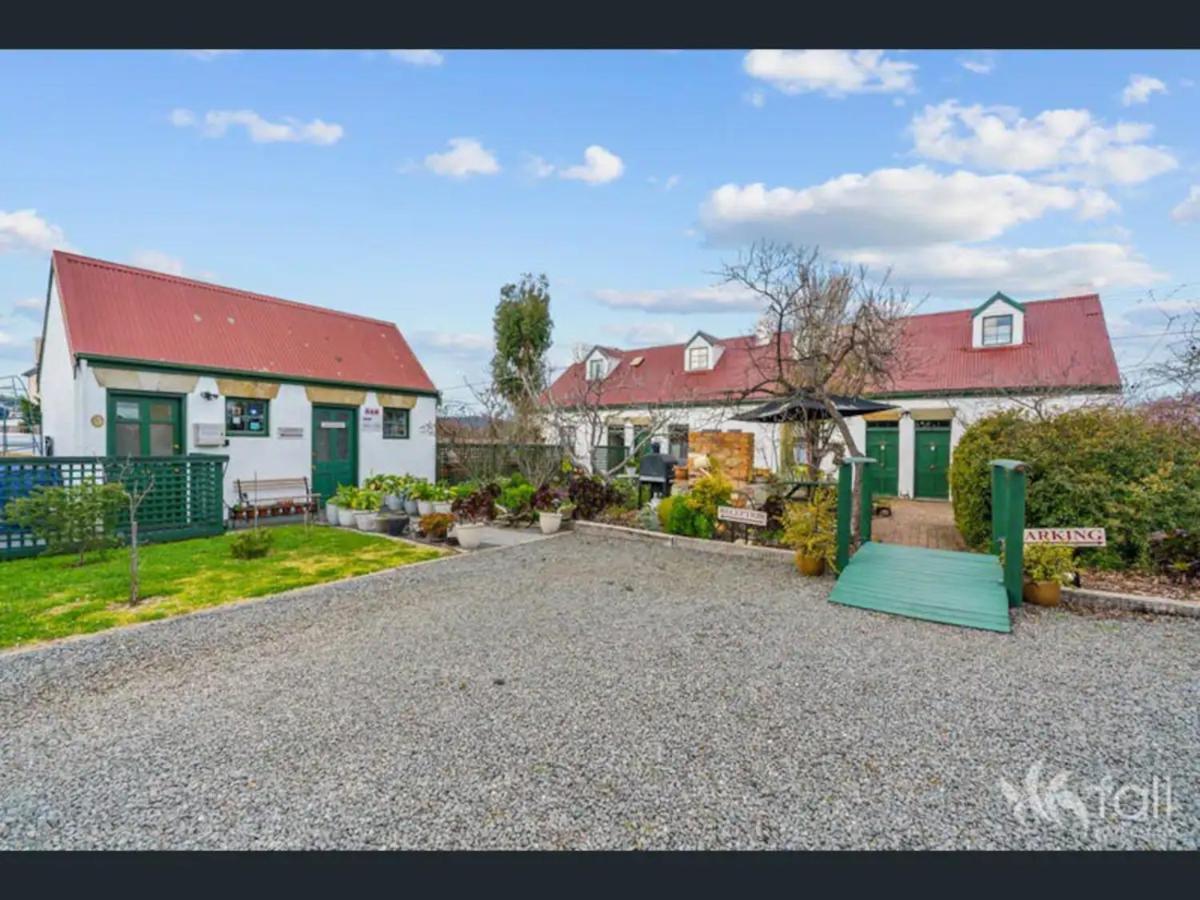 Sorell Barracks Exterior foto